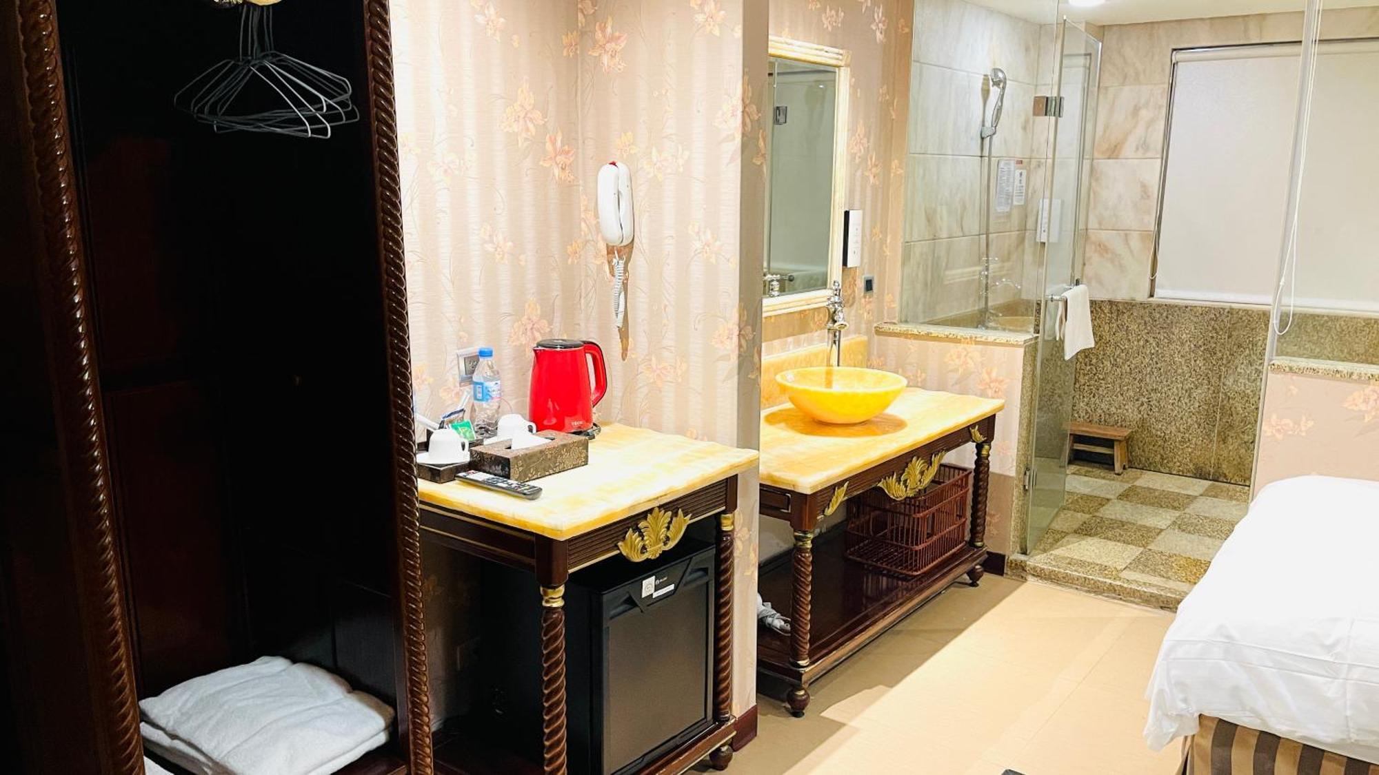 Grand Pleasure Spring Hotel Тайпей Екстериор снимка