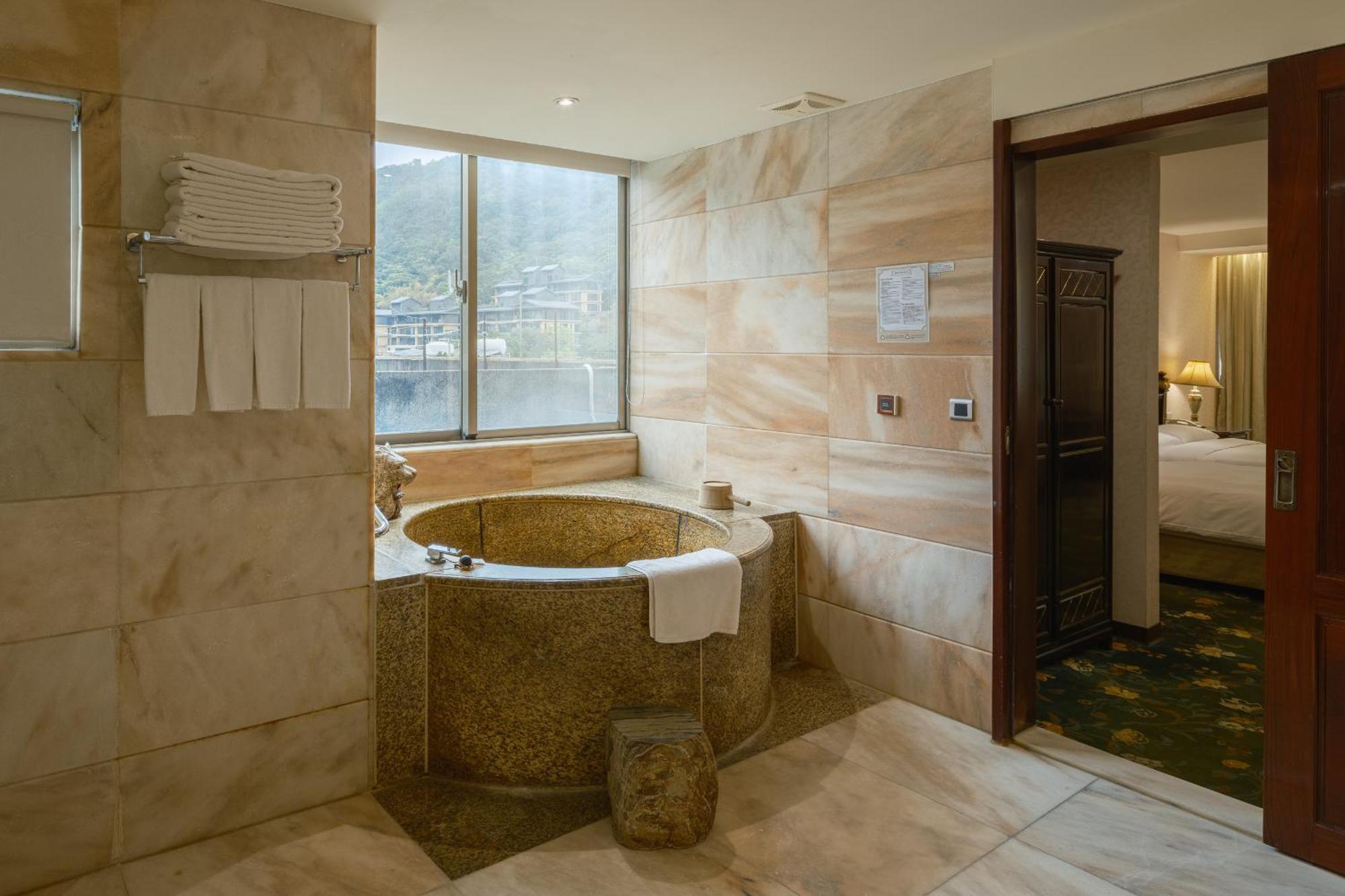 Grand Pleasure Spring Hotel Тайпей Екстериор снимка