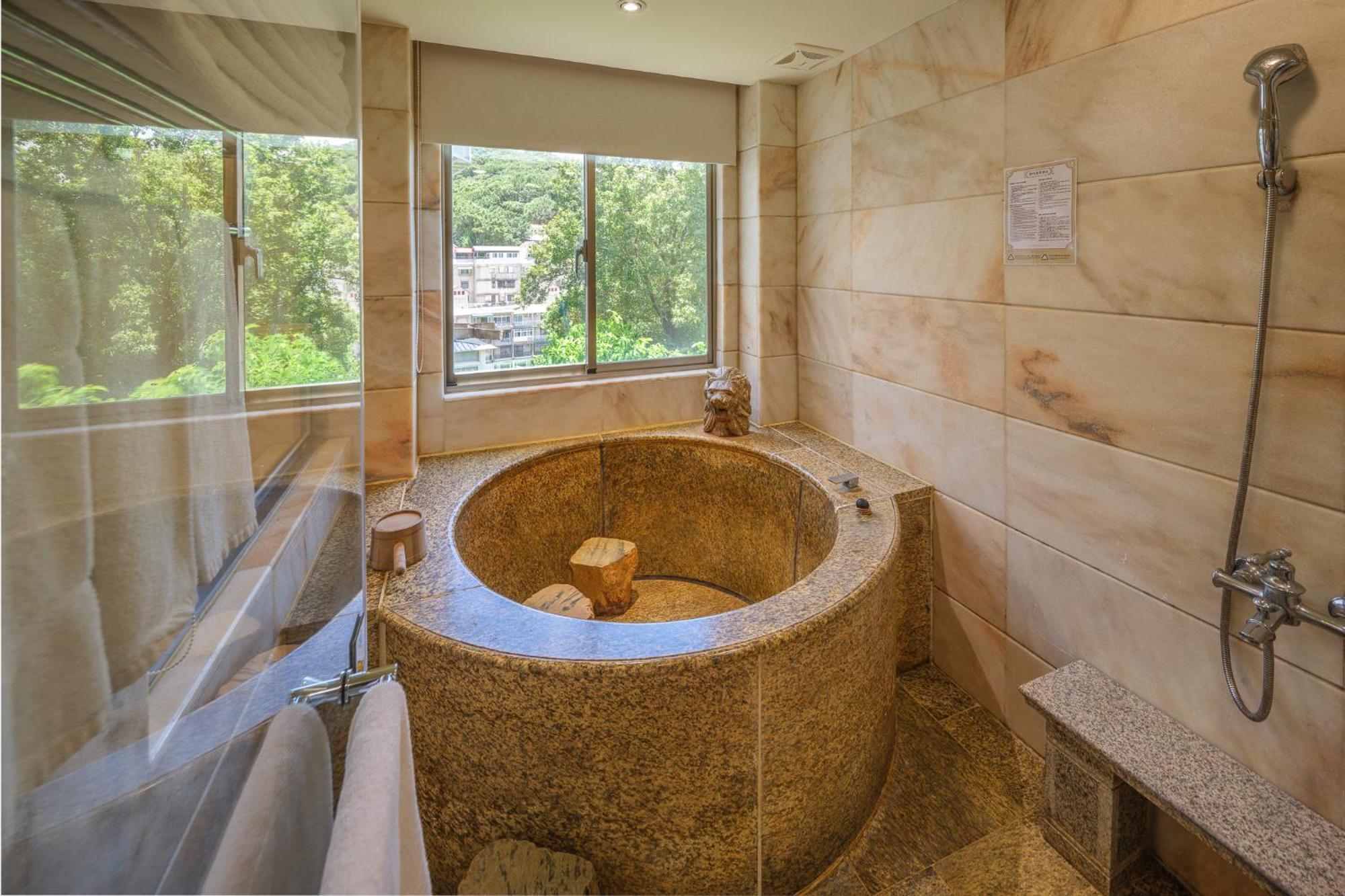 Grand Pleasure Spring Hotel Тайпей Екстериор снимка