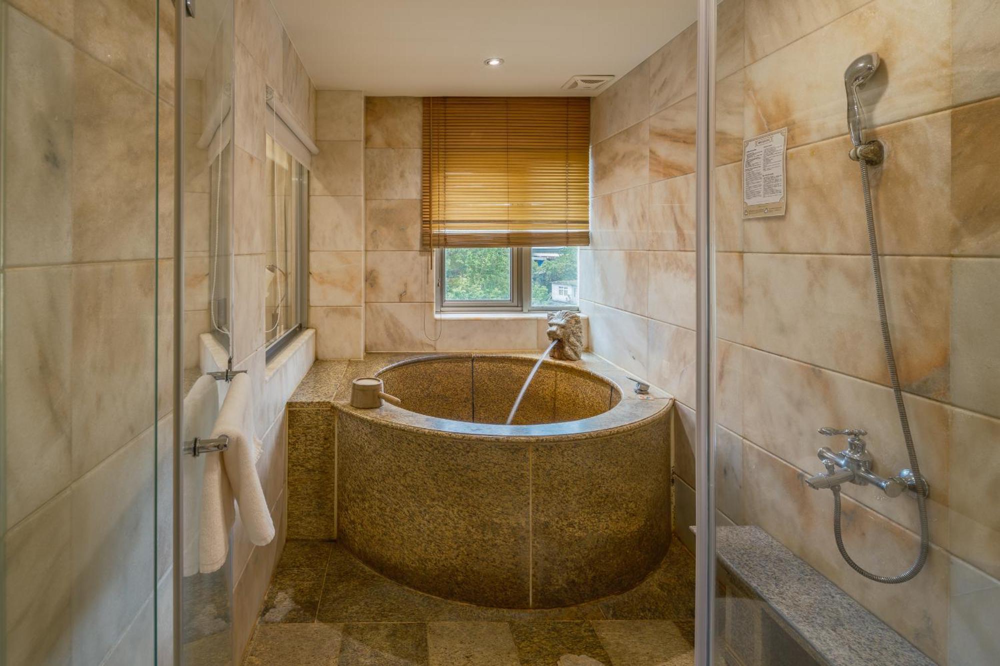 Grand Pleasure Spring Hotel Тайпей Екстериор снимка